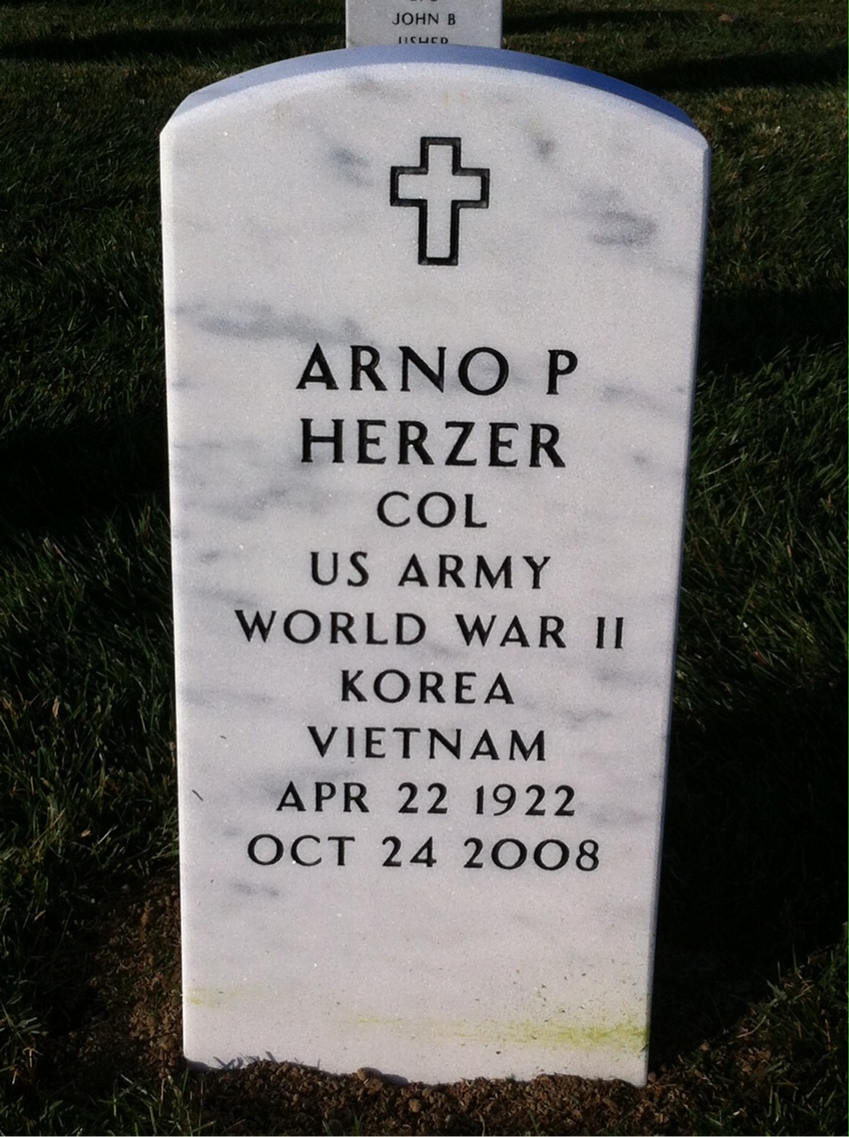 Arno Herzer