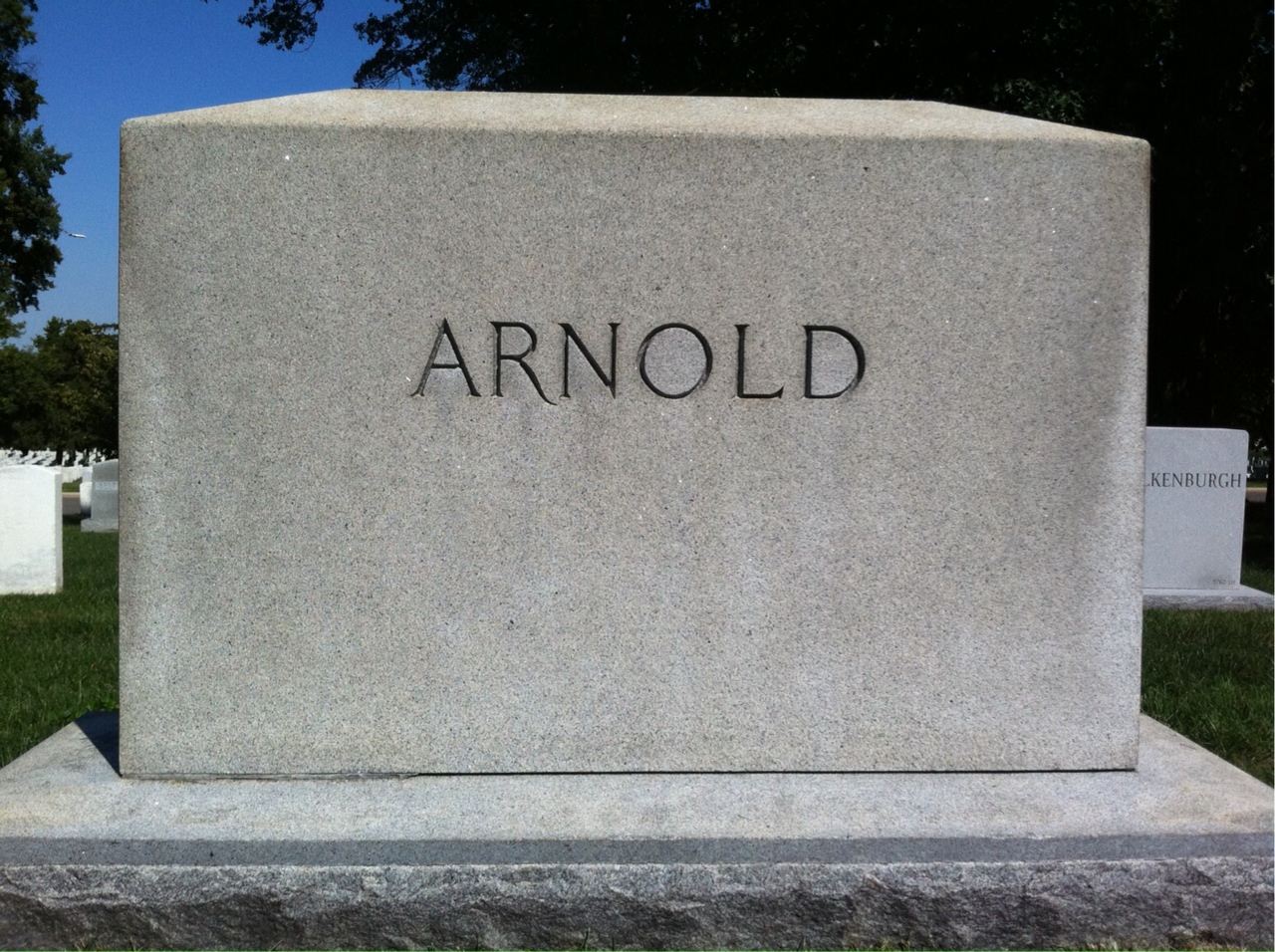 Back of headstone — Vivia Arnold