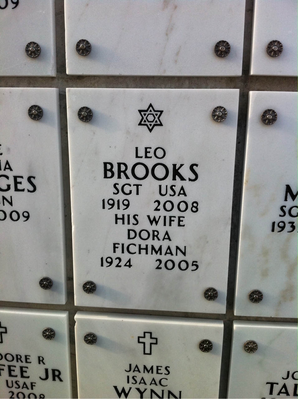 Leo Brooks