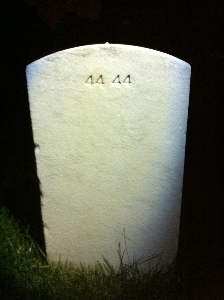 Back of headstone — Roger Vivian Smith
