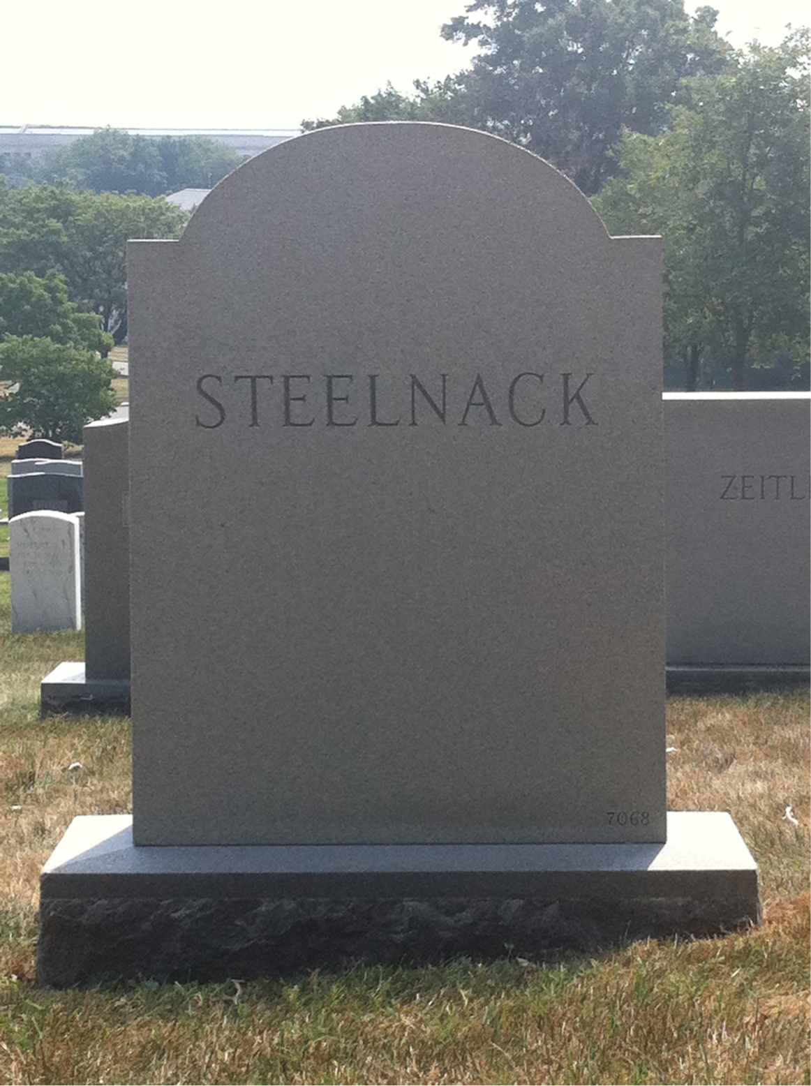 Back of headstone — Einar Steelnack
