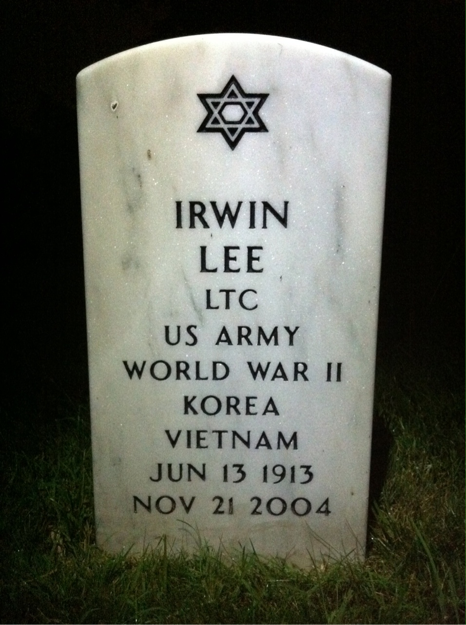 Irwin Lee