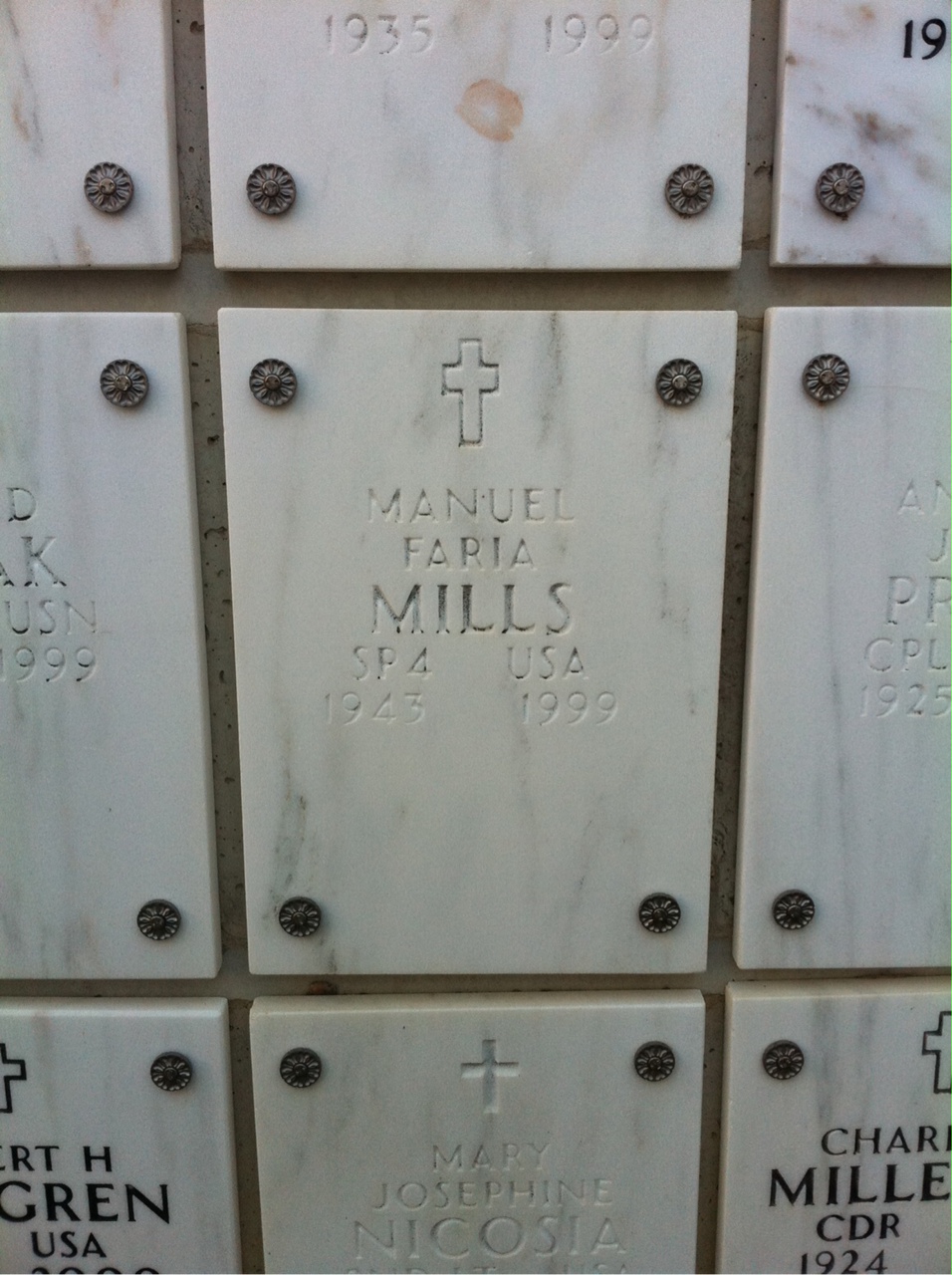 Manuel Mills