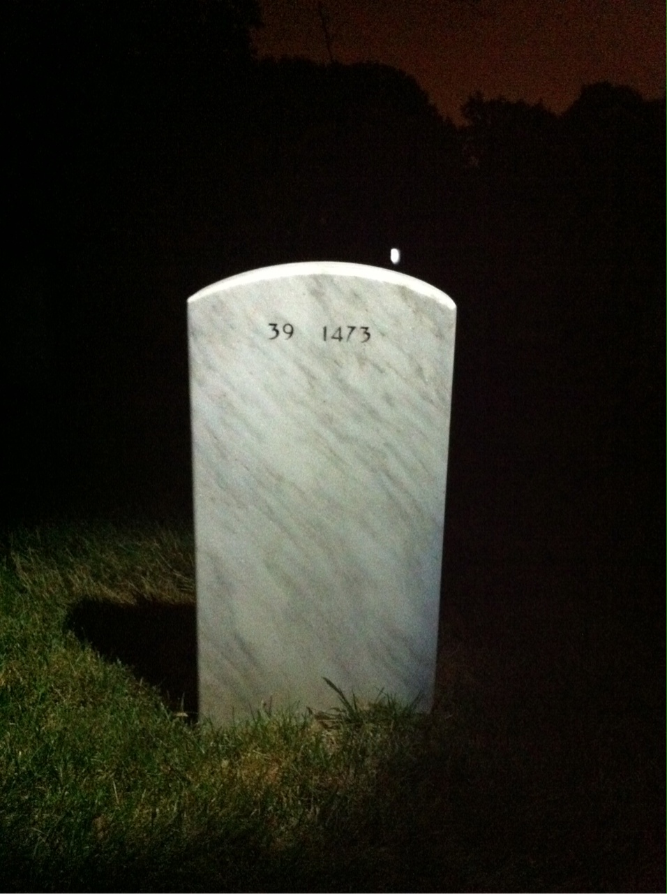Back of headstone — Edmund Hotz