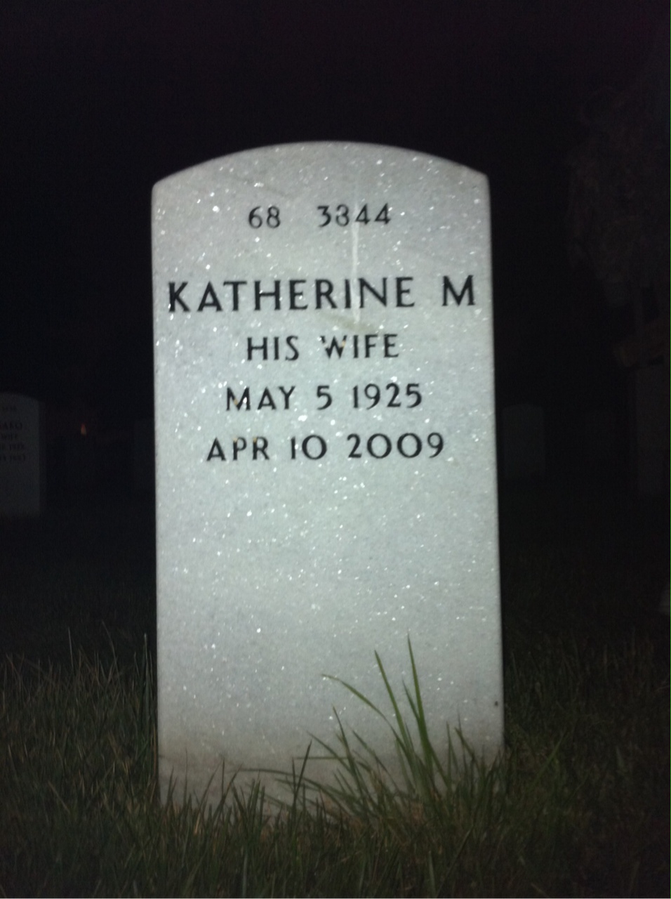 Back of headstone — Leslie Totman