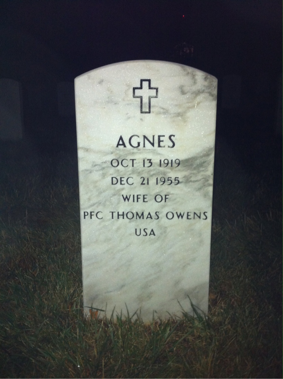 Agnes Owens