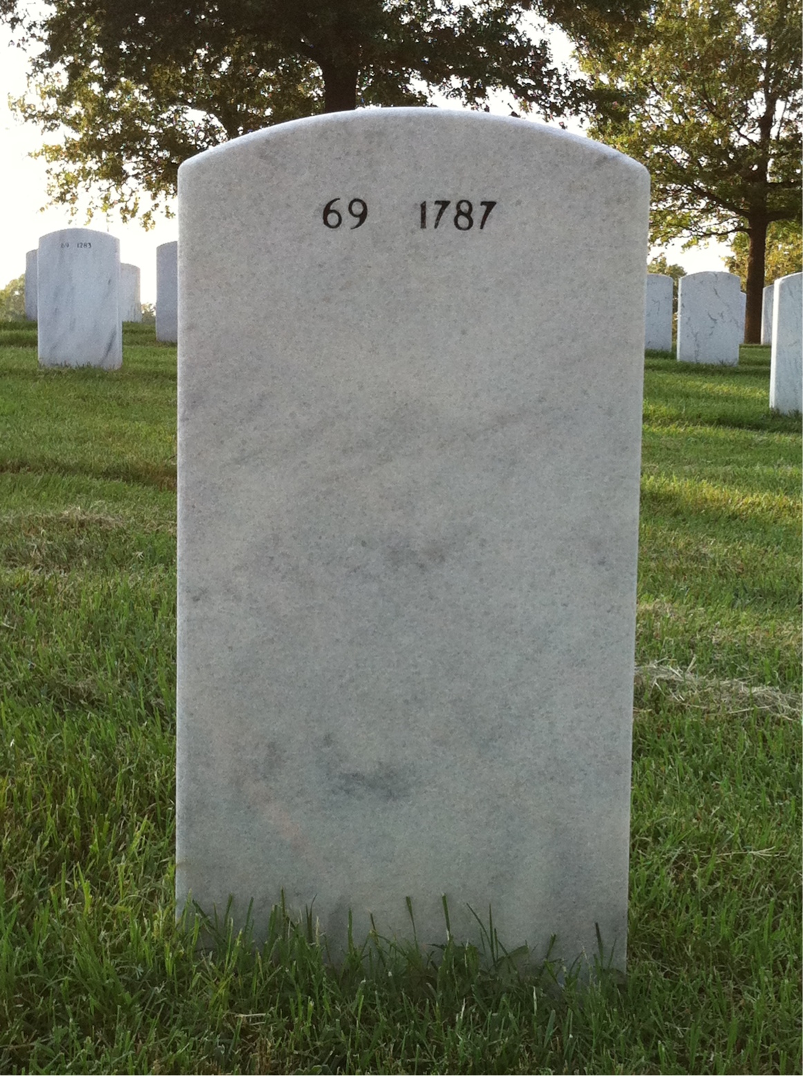 Back of headstone — Avery Segroves
