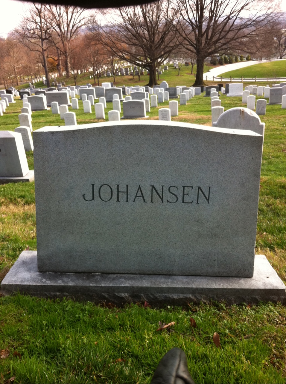 Back of headstone — Ruth Murray