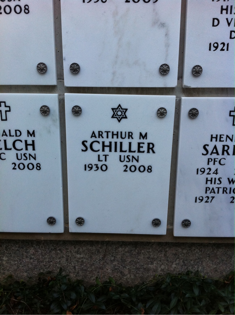 Arthur Schiller