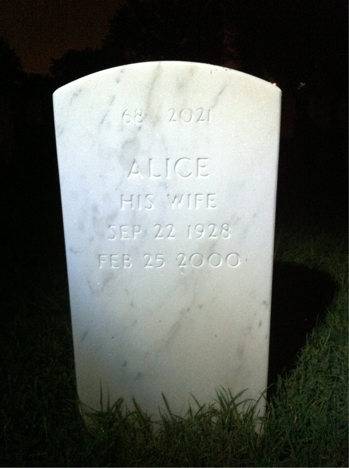 Back of headstone — William Souza