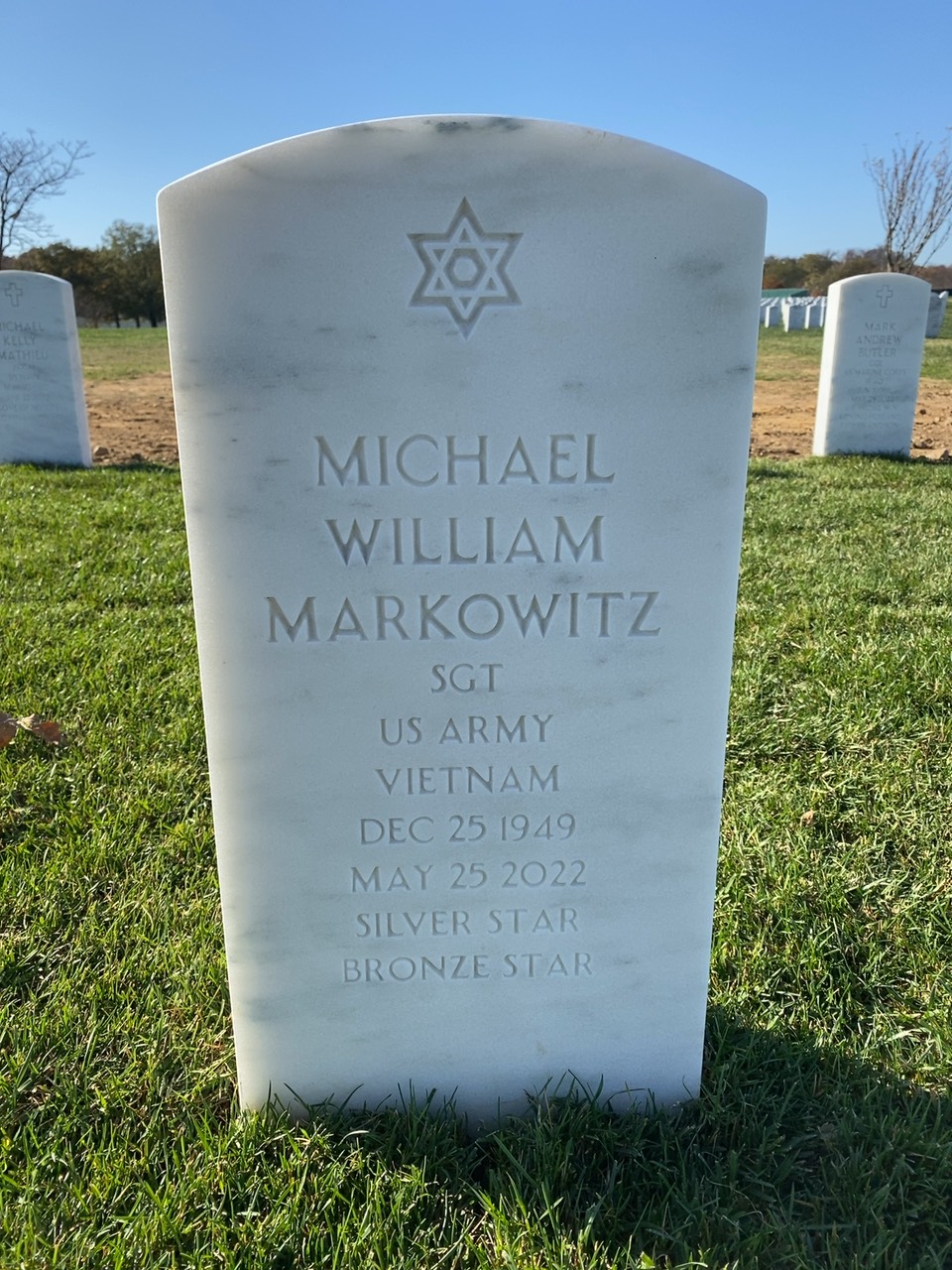 Michael W Markowitz