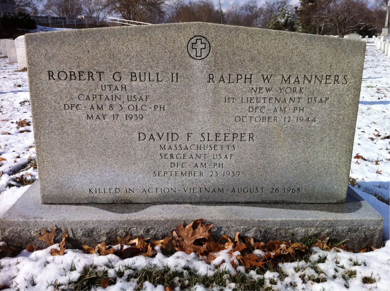 Headstone of Robert George Bull II