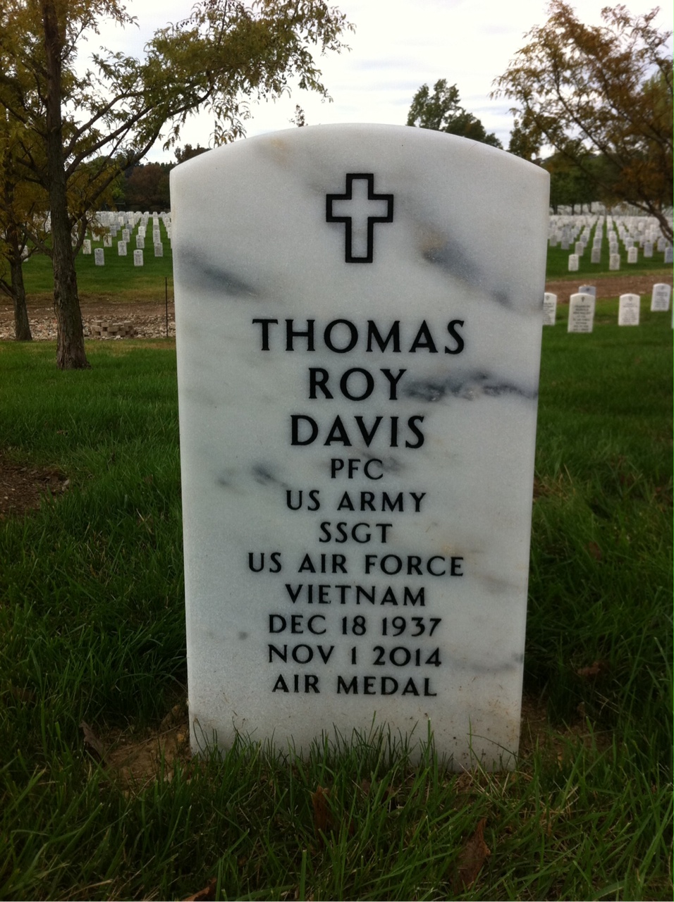 Thomas R Davis