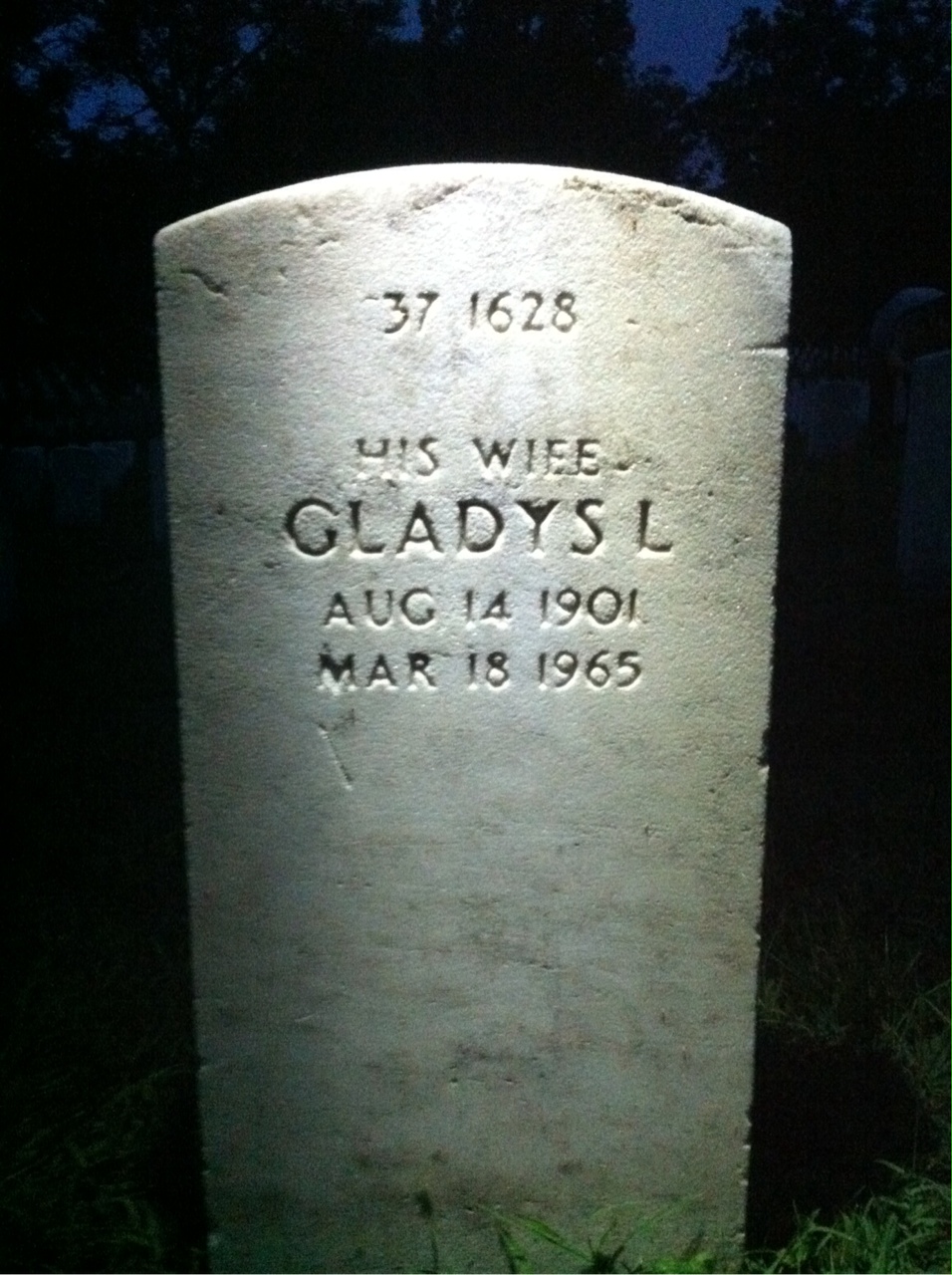 Back of headstone — Winfield Leroy Ohmert