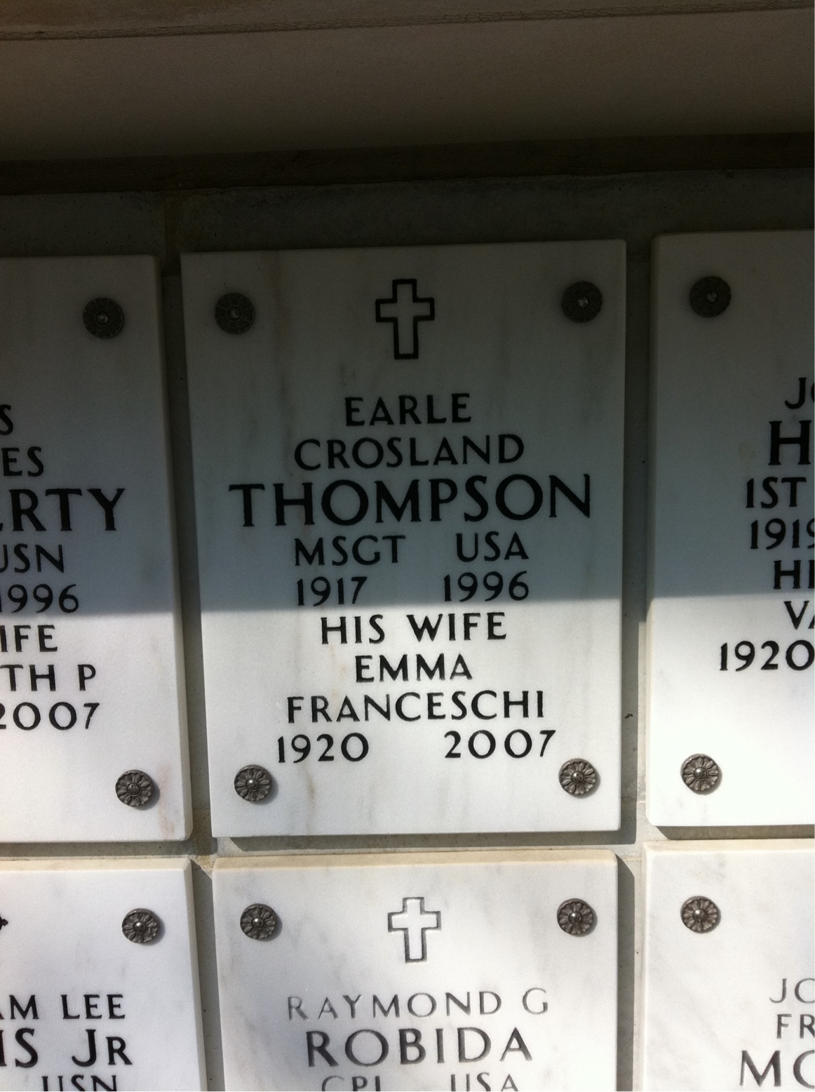 Earle Thompson