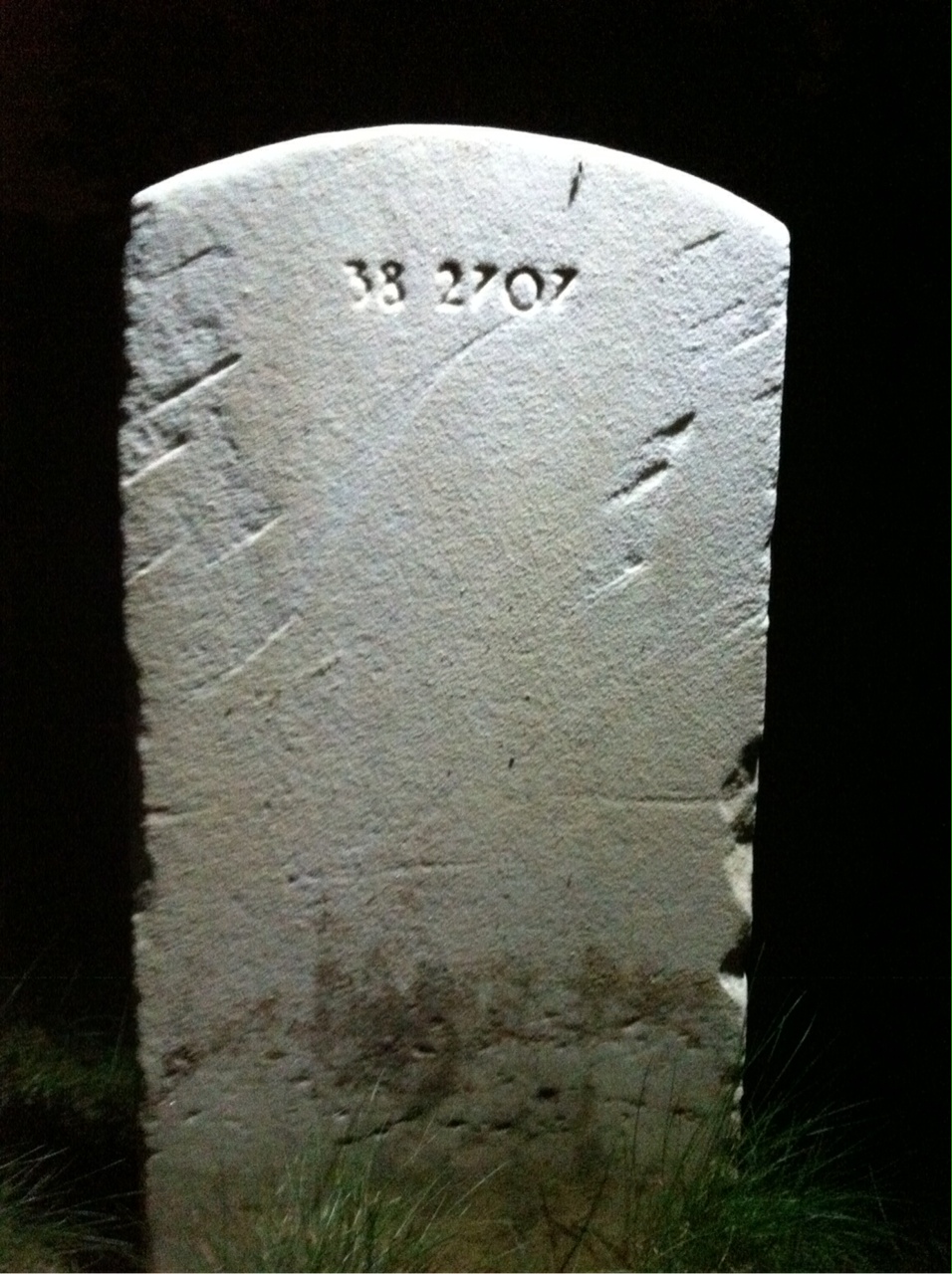 Back of headstone — Lamar Bailey