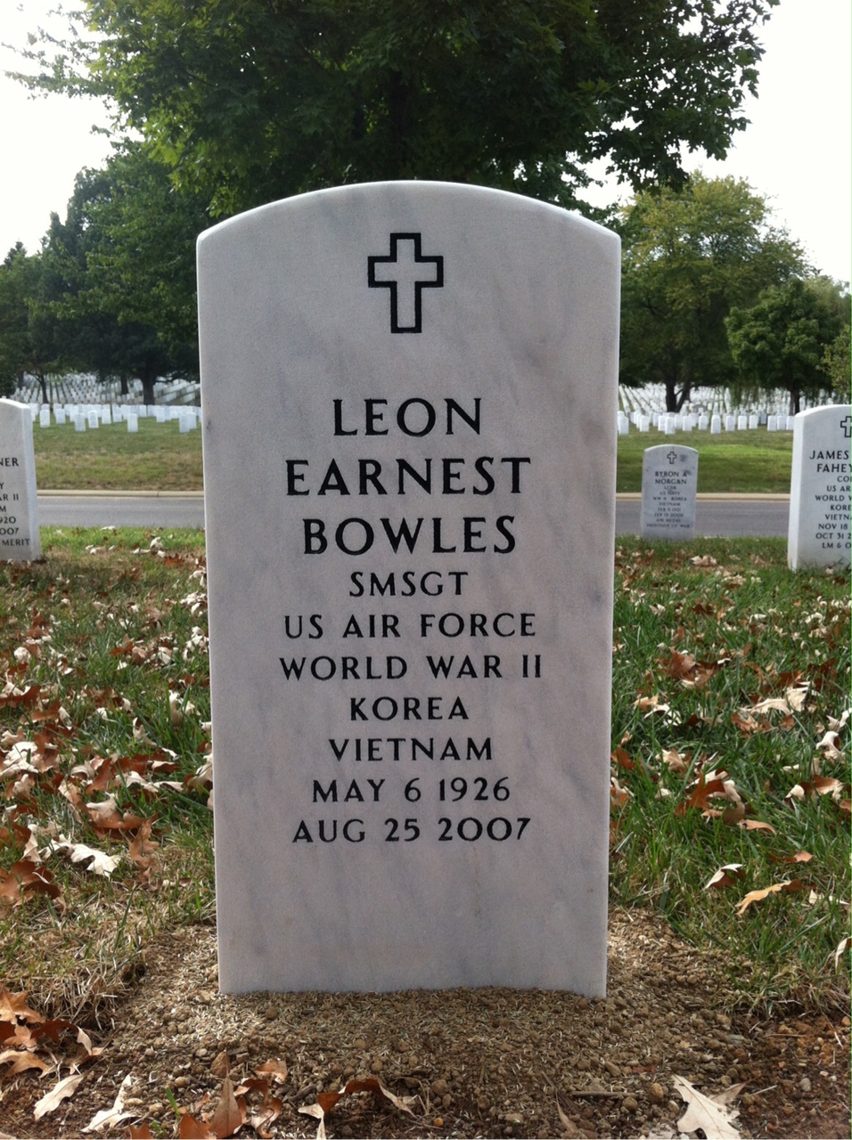 Leon Bowles