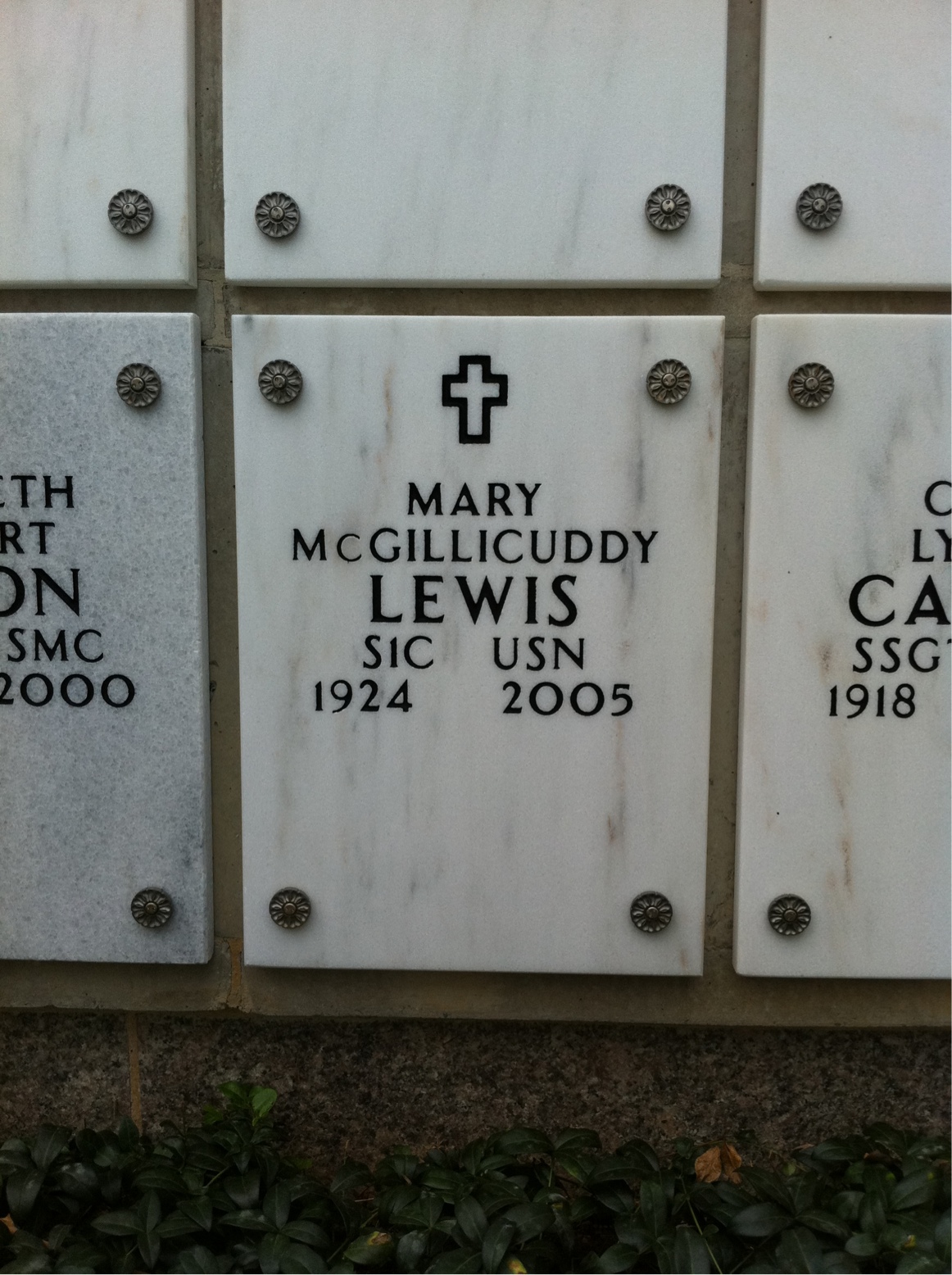 Mary Lewis
