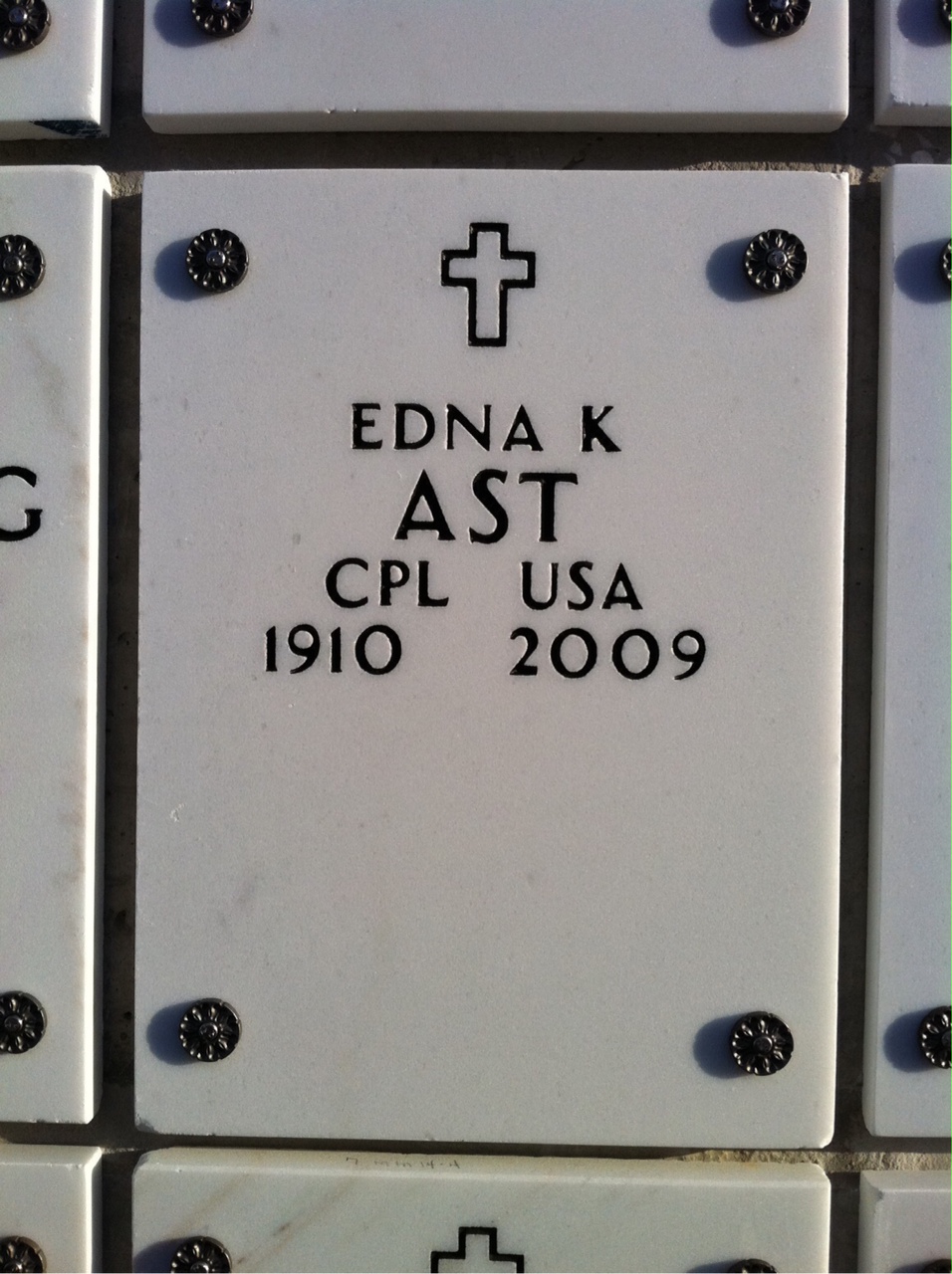 Edna Ast