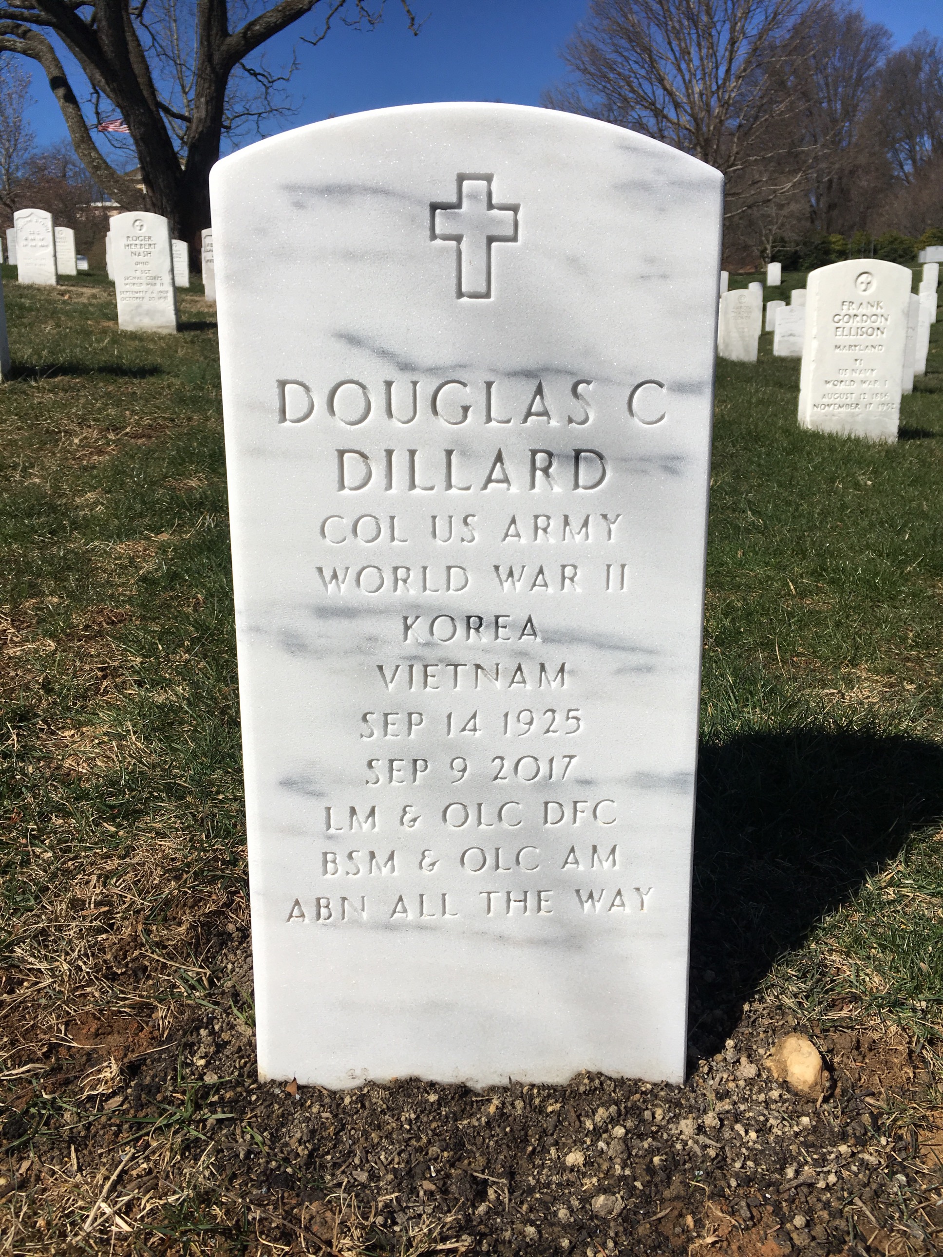 Douglas Dillard