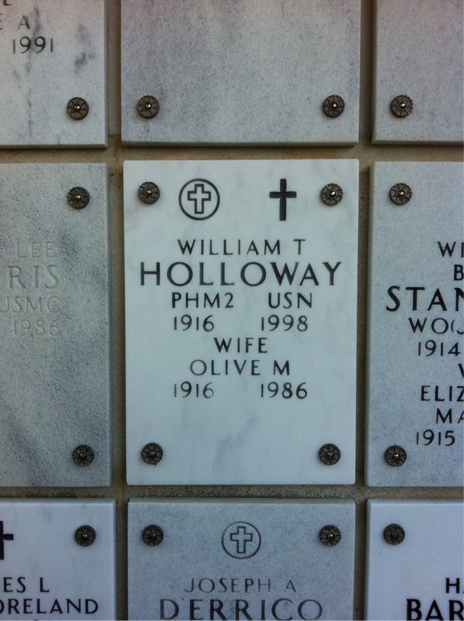 William T Holloway