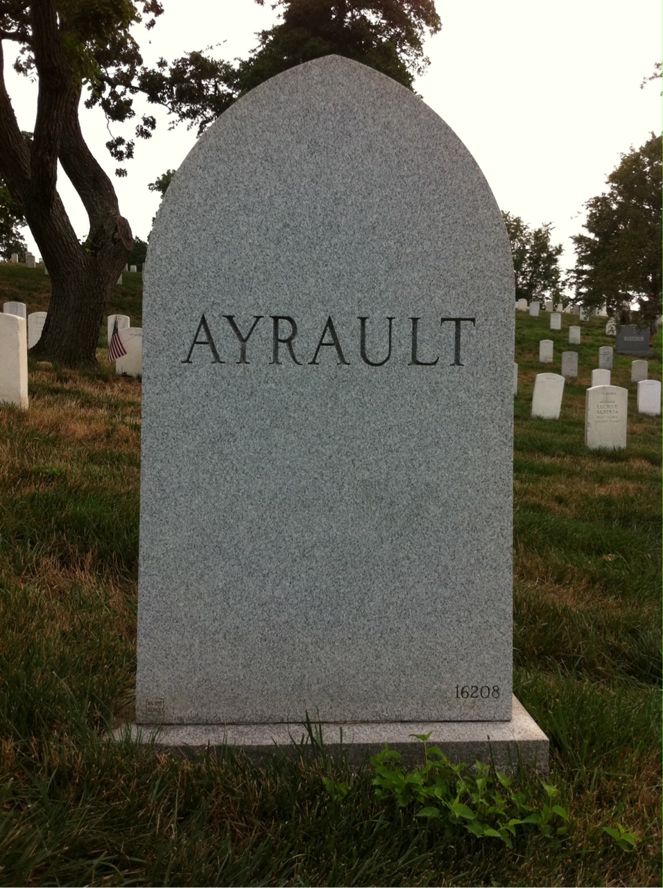 Back of headstone — Evelyn Ayrault