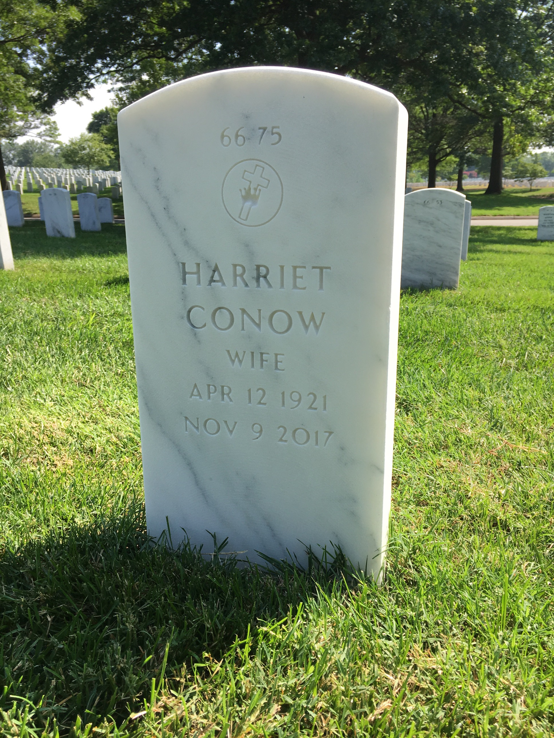 Back of headstone — Everett Mederios