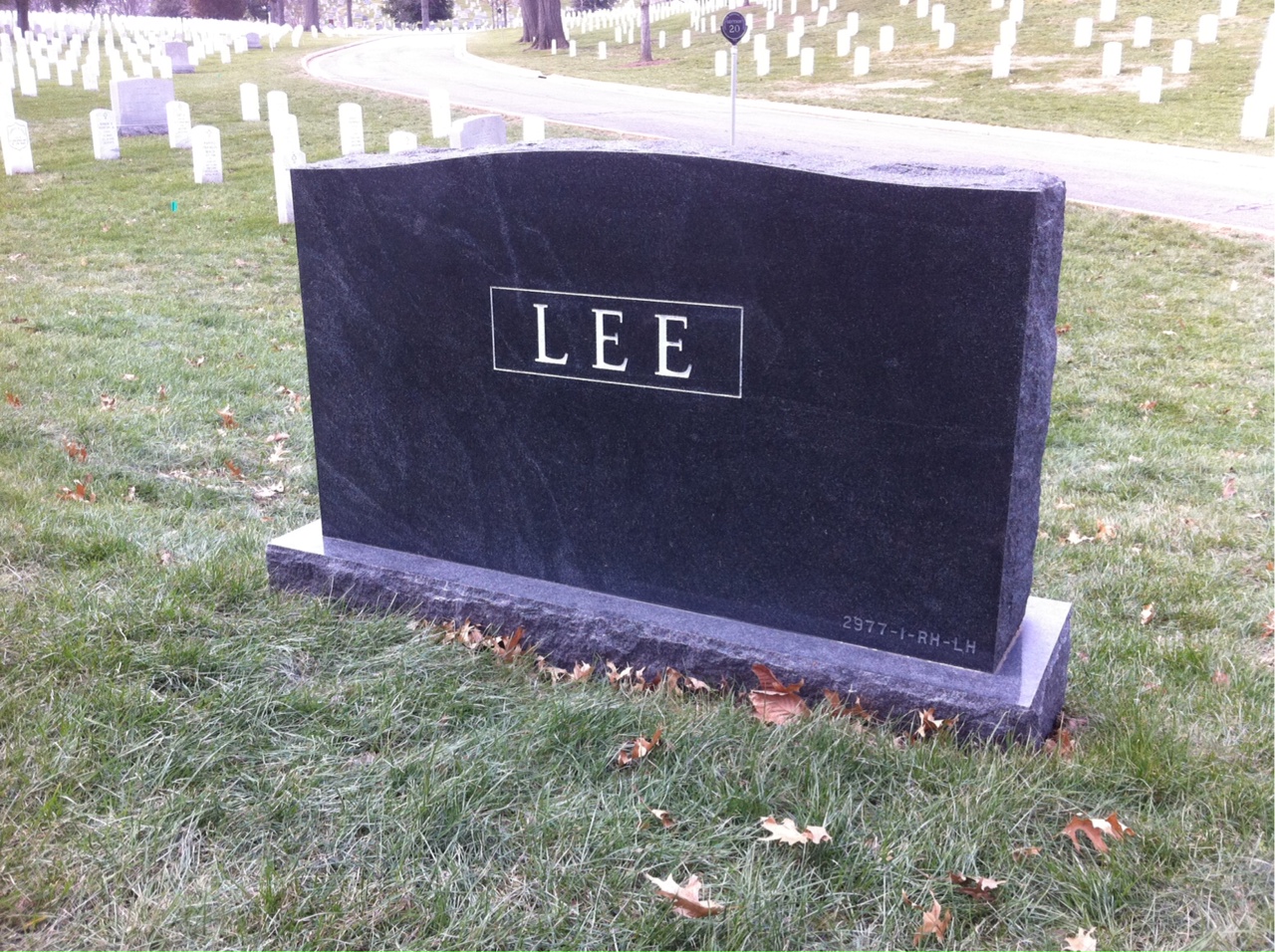 Back of headstone — Robert D Lee