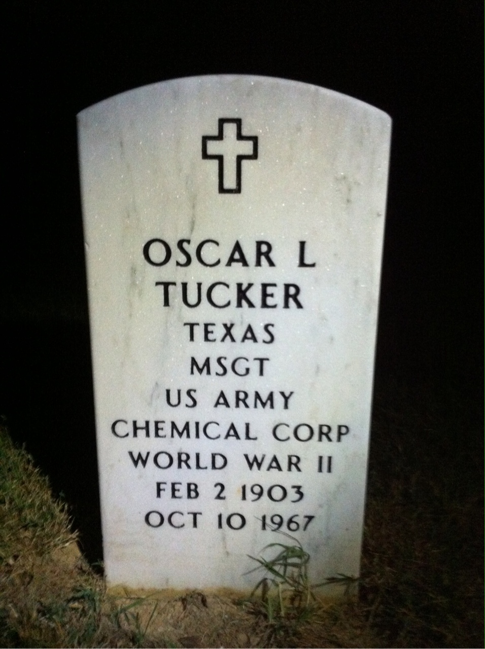 Oscar Tucker