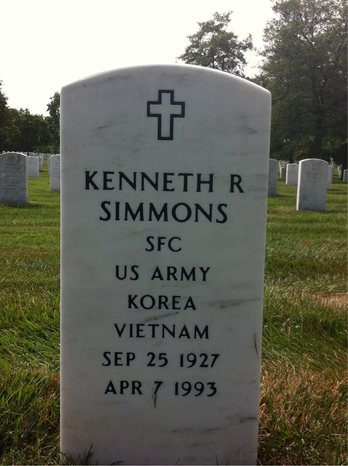 Kenneth Simmons