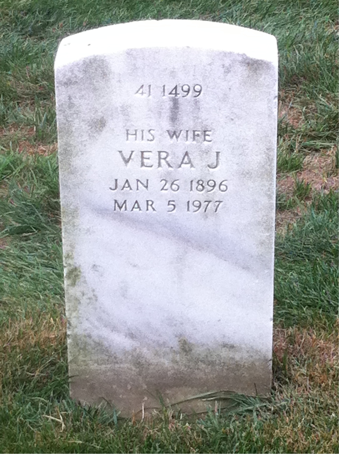 Back of headstone — Vera Austin