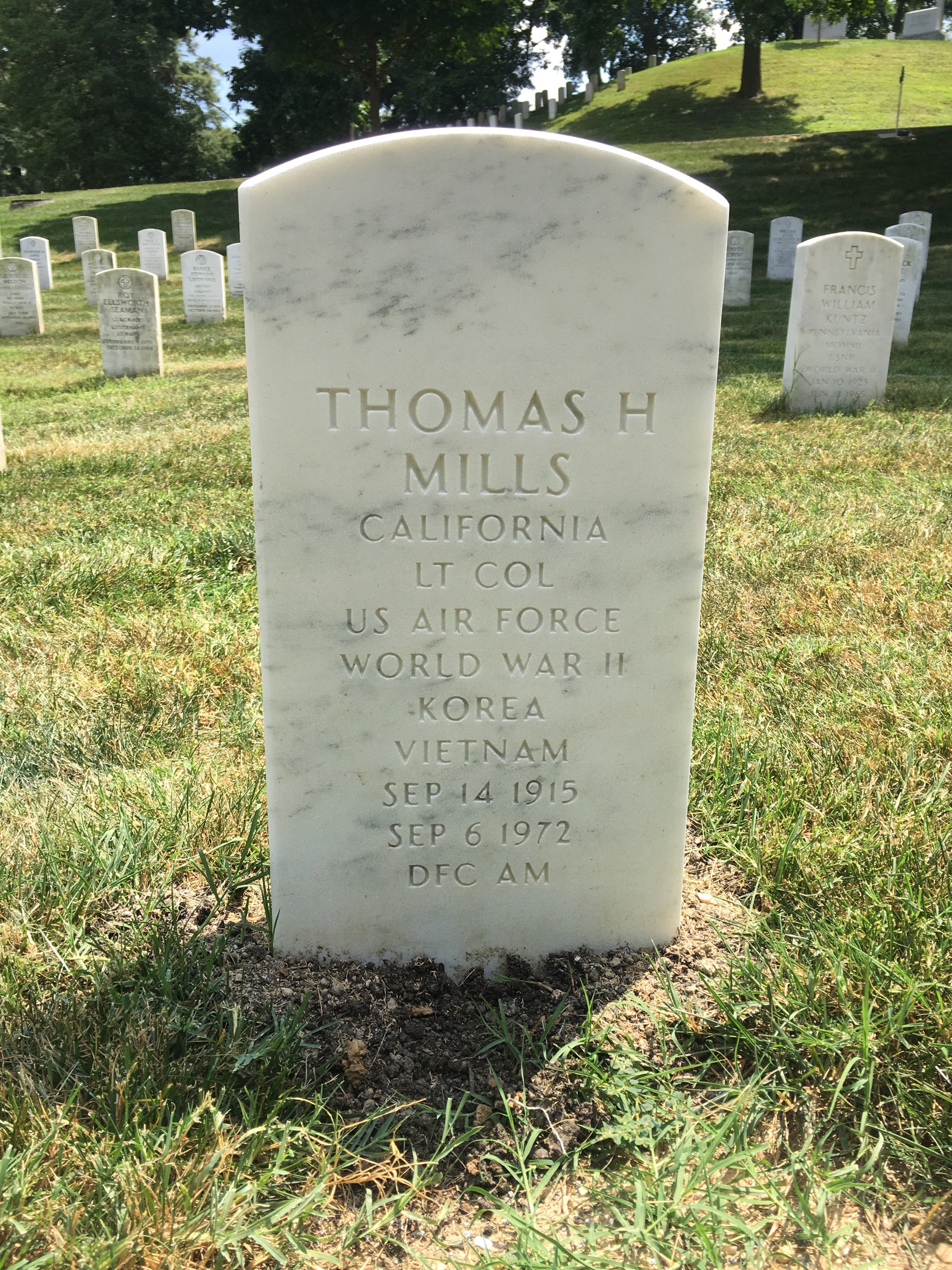 Thomas Mills
