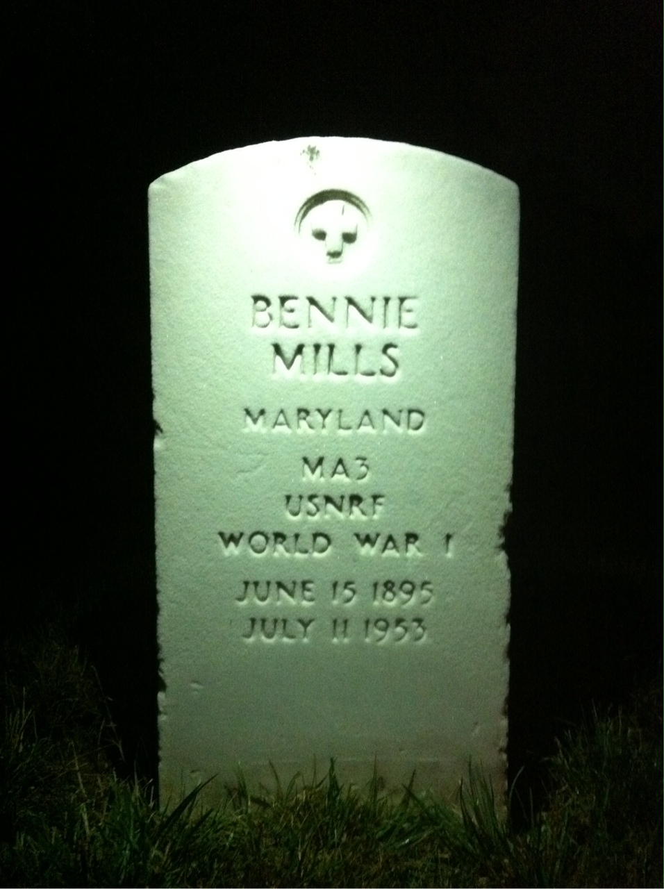 Bennie Mills