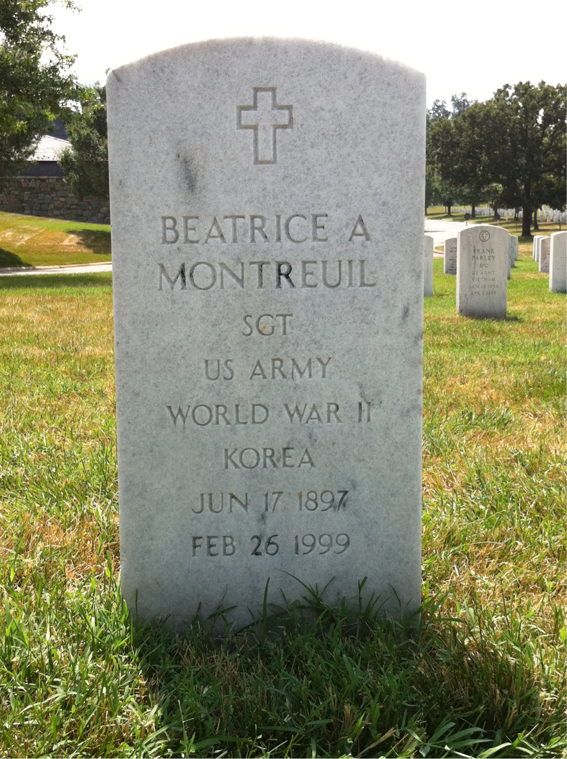 Beatrice Montreuil