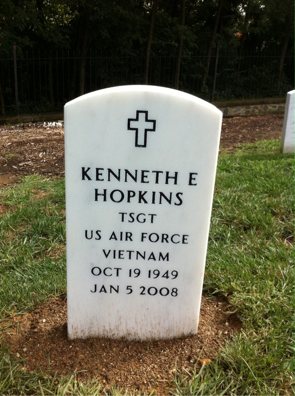 Kenneth Hopkins