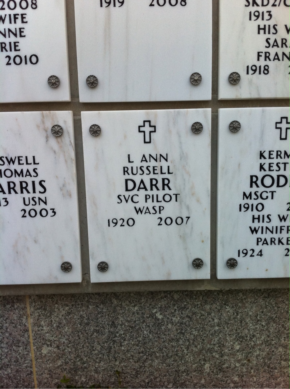 Lois Darr