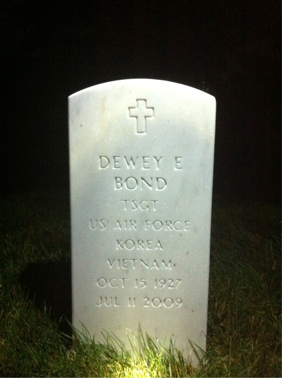 Dewey Bond