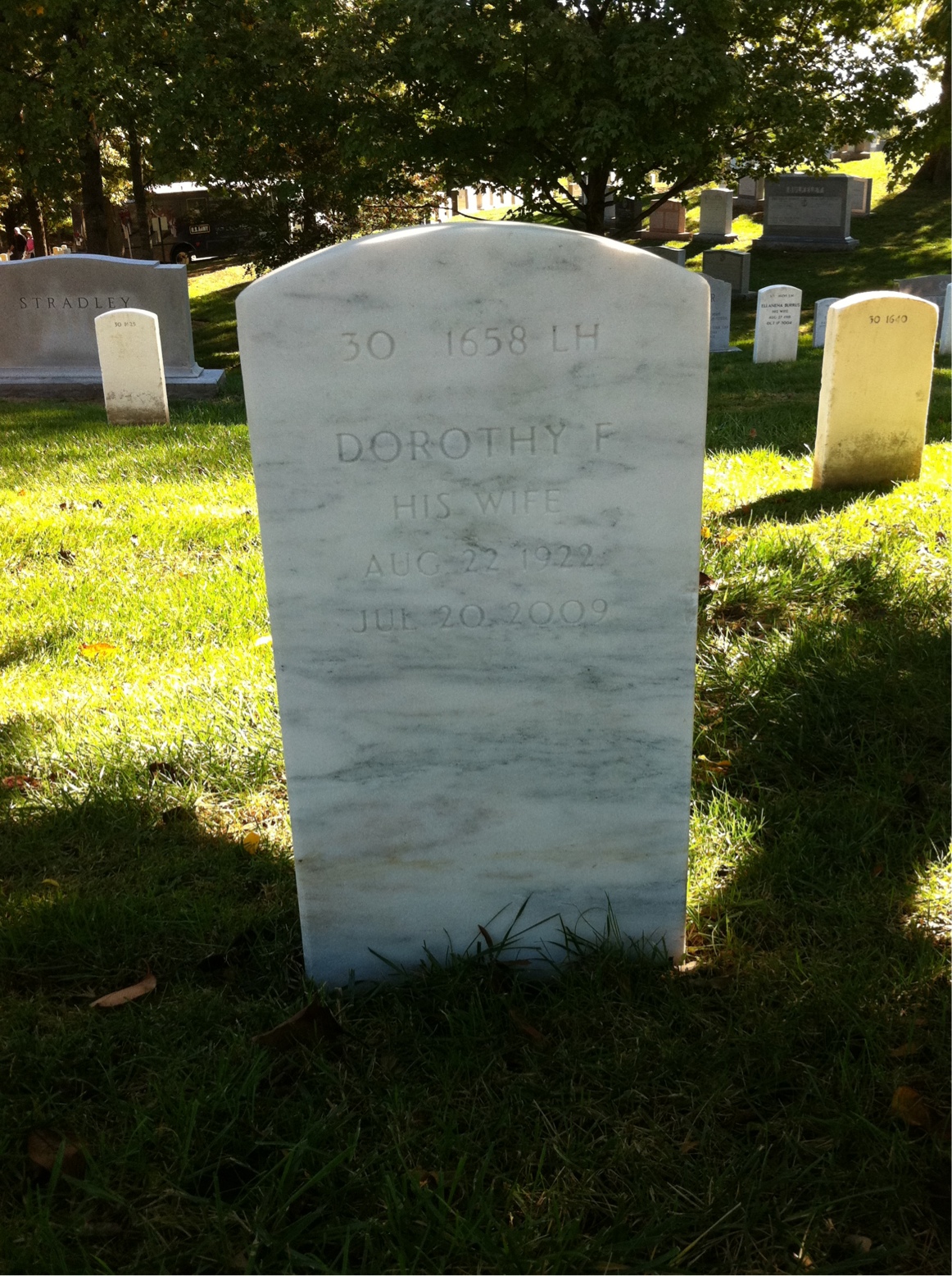 Back of headstone — Harry Von Kennel