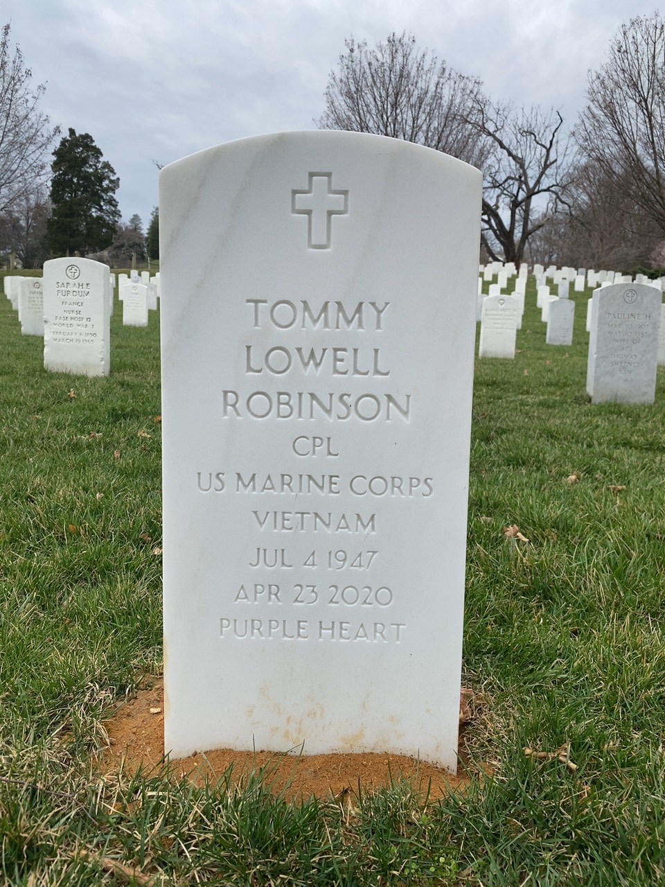 Tommy L Robinson