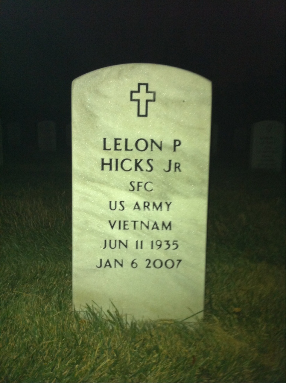 Lelon Hicks