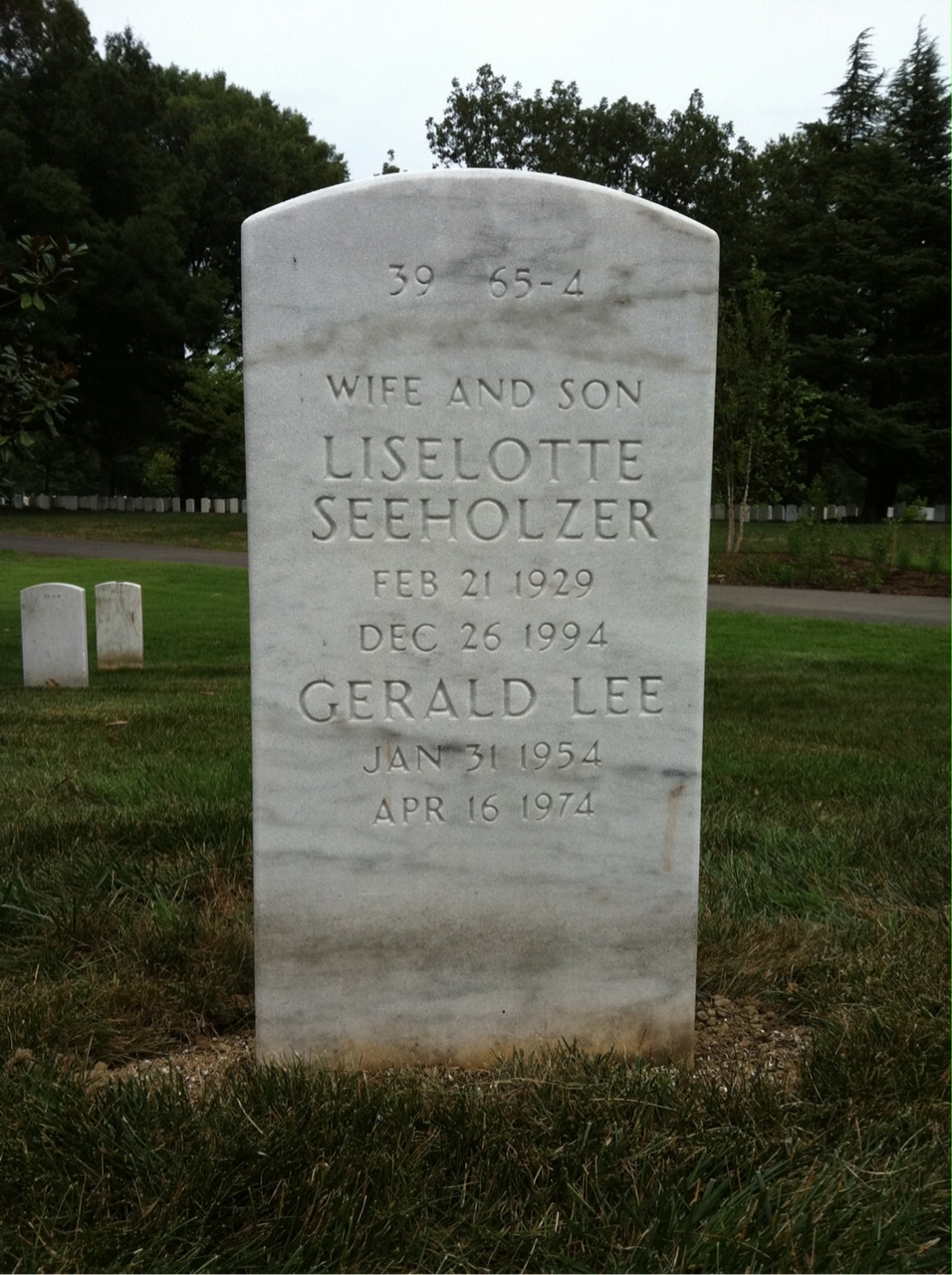 Back of headstone — Gerald Akins