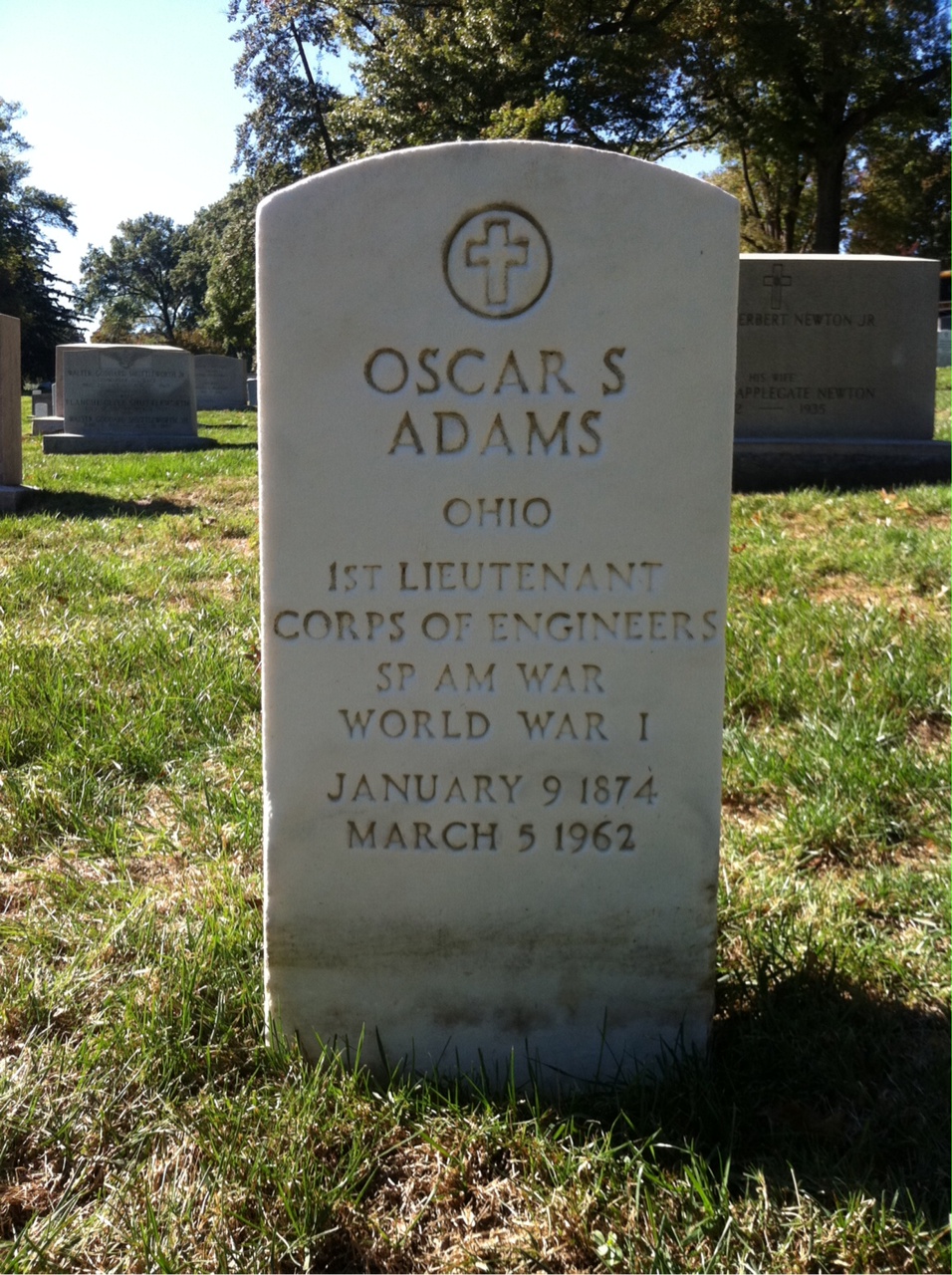 Oscar Adams