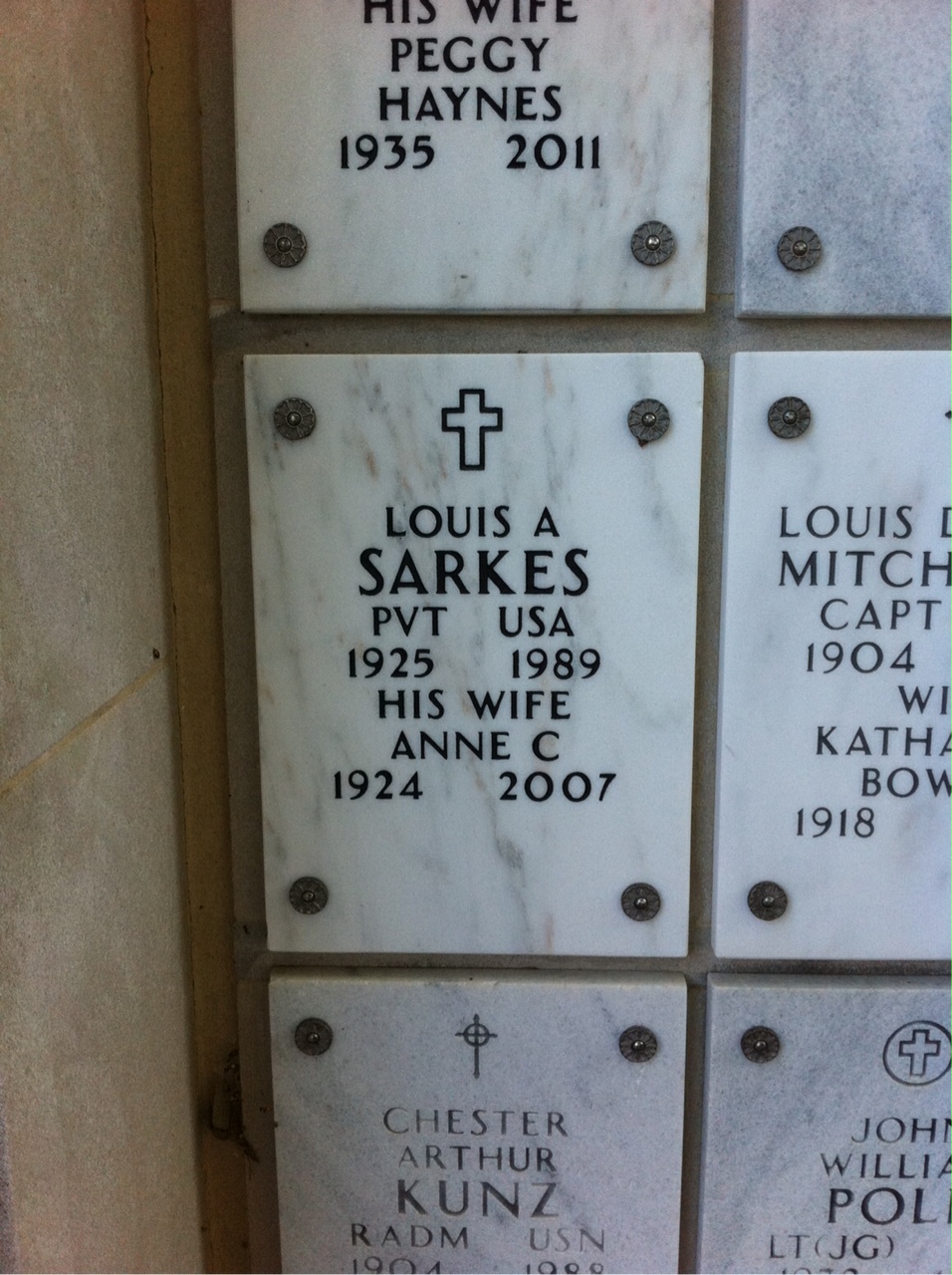 Louis Sarkes
