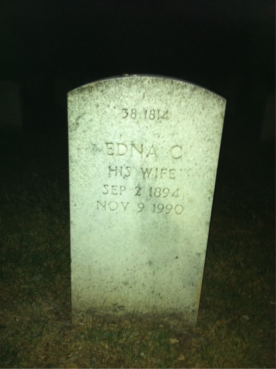 Back of headstone — Edna Benvenuto