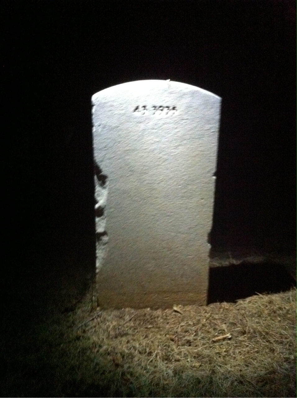 Back of headstone — Beatrice Bouknight