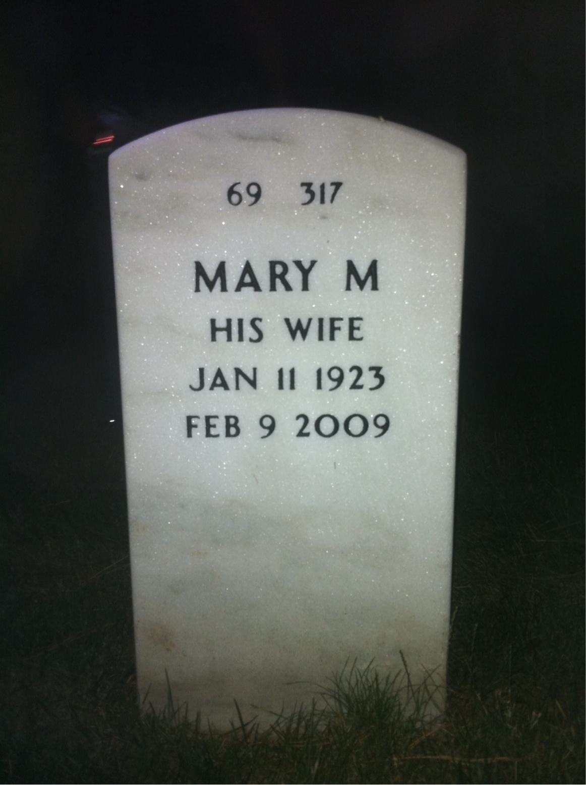 Back of headstone — Caspberry Brooks