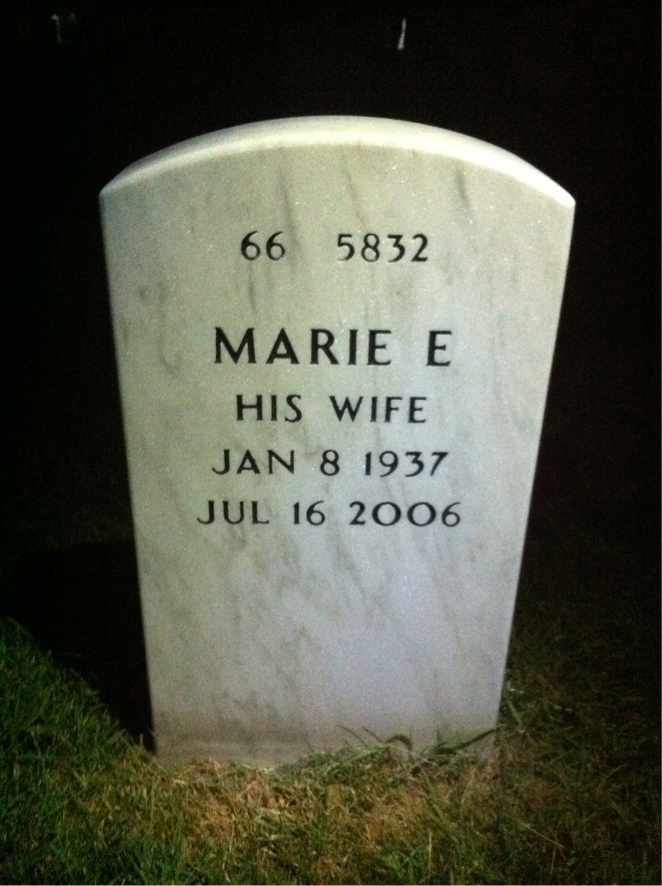 Back of headstone — Leroy Lindsey