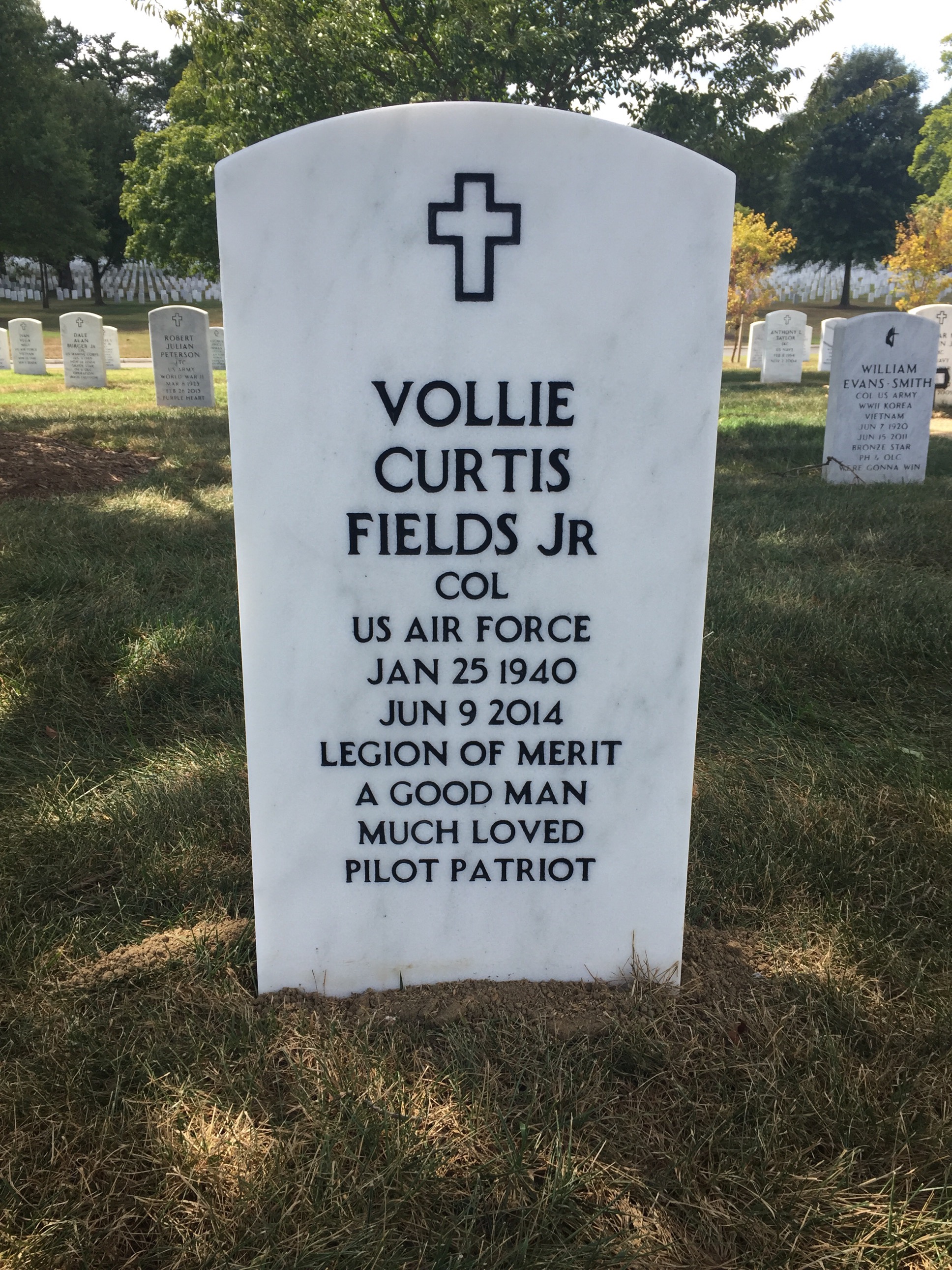 Vollie C Fields