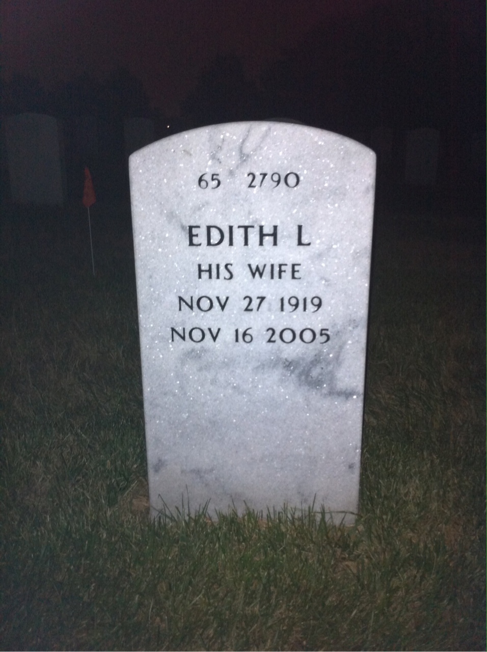 Back of headstone — Robert Tetu