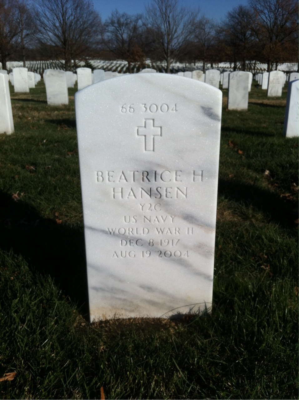 Back of headstone — Beatrice Hansen